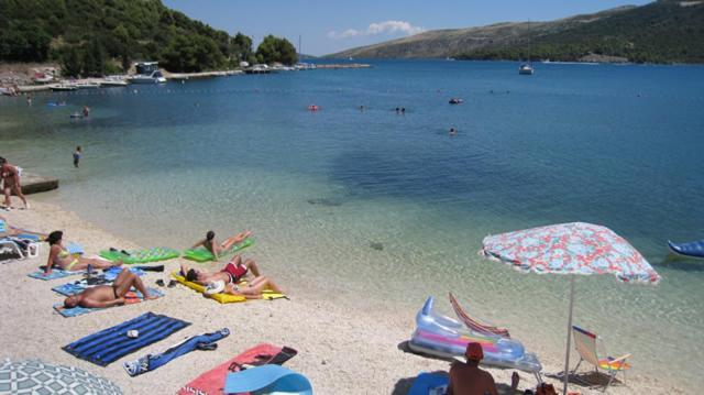 Apartments Luka - Trogir, Marina 150M From The Beach Ngoại thất bức ảnh