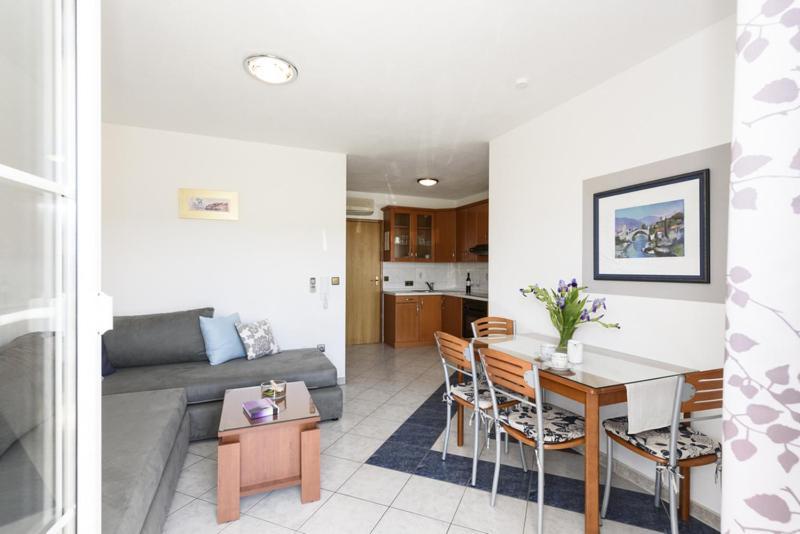 Apartments Luka - Trogir, Marina 150M From The Beach Ngoại thất bức ảnh