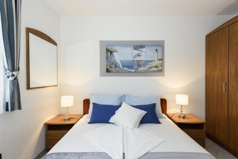 Apartments Luka - Trogir, Marina 150M From The Beach Ngoại thất bức ảnh