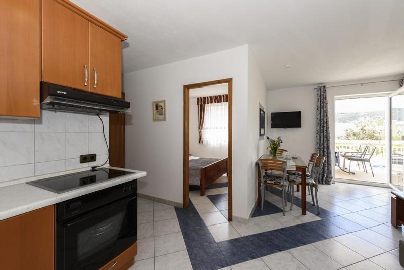 Apartments Luka - Trogir, Marina 150M From The Beach Ngoại thất bức ảnh